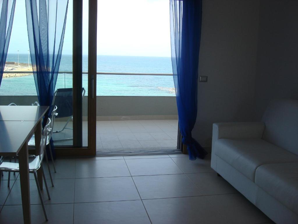 Residence Lungomare Porto Torres Exteriör bild