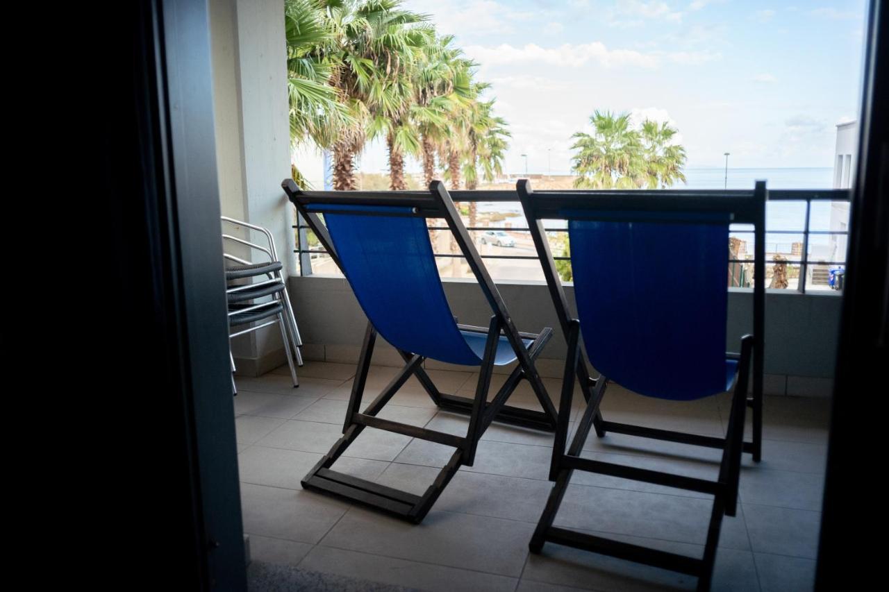 Residence Lungomare Porto Torres Exteriör bild